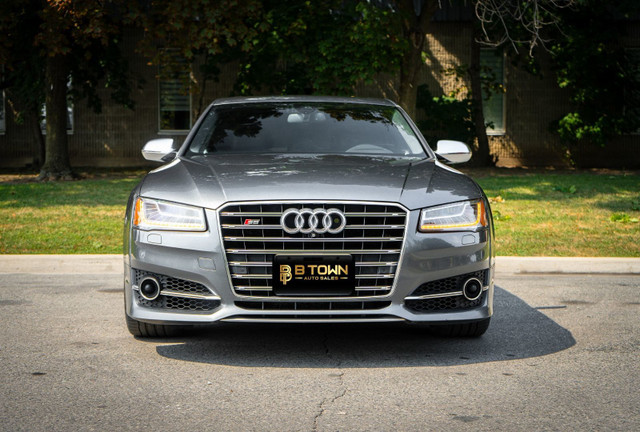 2015 Audi S8 4.0T in Cars & Trucks in Mississauga / Peel Region - Image 2