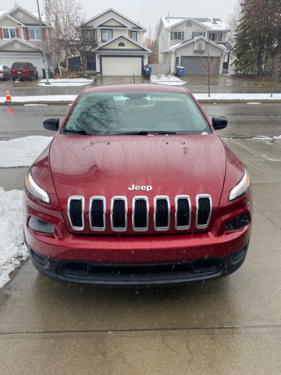 2016 Jeep Cherokee Sport