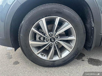 *2020 Hyundai Santa Fe Luxury 2.0T | Leather | Panoramic Sunroof | Turbocharged* Refined, versatile,... (image 8)