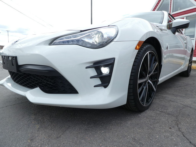  2020 Toyota 86 GT, Manual, Low KM's in Cars & Trucks in Moncton - Image 3