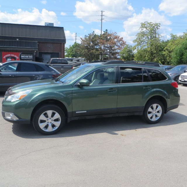 2012 Subaru Outback 2.5i Premium 4dr All-wheel Drive CVT in Cars & Trucks in Mississauga / Peel Region - Image 4