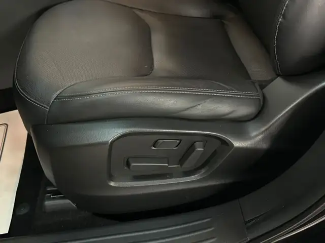 2023 Mazda CX-9 GS TOURING/AWD/LEATHER/ROOF/NAVI/QUADS/7 PASS! dans Autos et camions dans Belleville - Image 15
