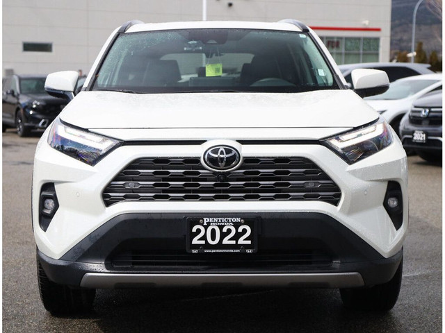 2022 Toyota RAV4 Limited - No Accidents / BC Vehicle / 1 Owner in Cars & Trucks in Penticton - Image 4