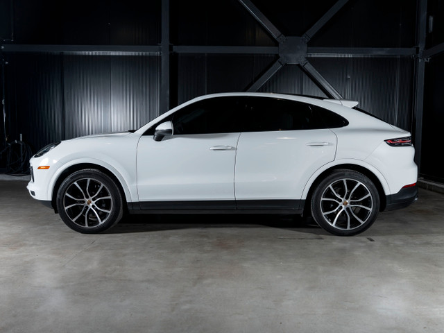 2022 Porsche Cayenne Cayenne Coupe Platinum Edition - CPO in Cars & Trucks in Québec City - Image 2