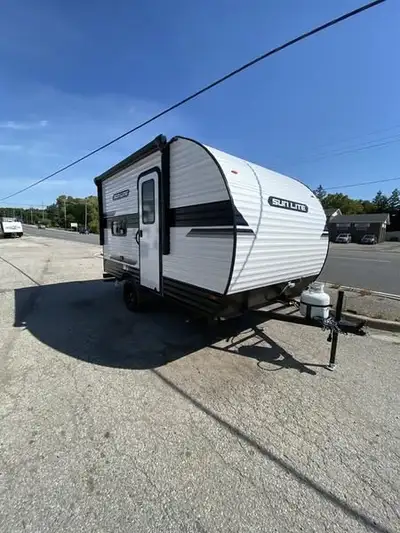 BRAND NEW 2026 Sunlite LTD 13BH Bunkhouse FINANCING & EXTENDED WARRANTY AVAILABLE LIGHT WEIGHT ONLY...