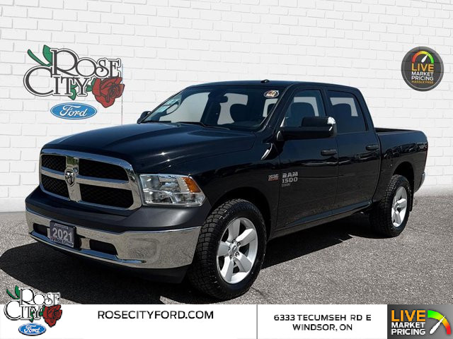 2021 Ram 1500 Classic SLT | 5.7L V8 HEMI | Cloth | Trailer Tow in Cars & Trucks in Windsor Region