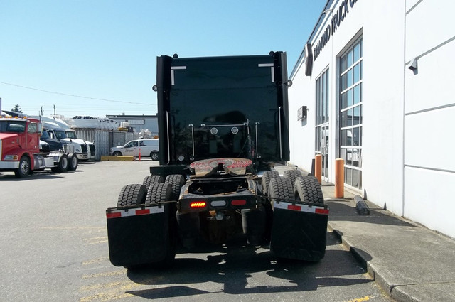 2018 Peterbilt 579 6x4 in Heavy Trucks in Edmonton - Image 3