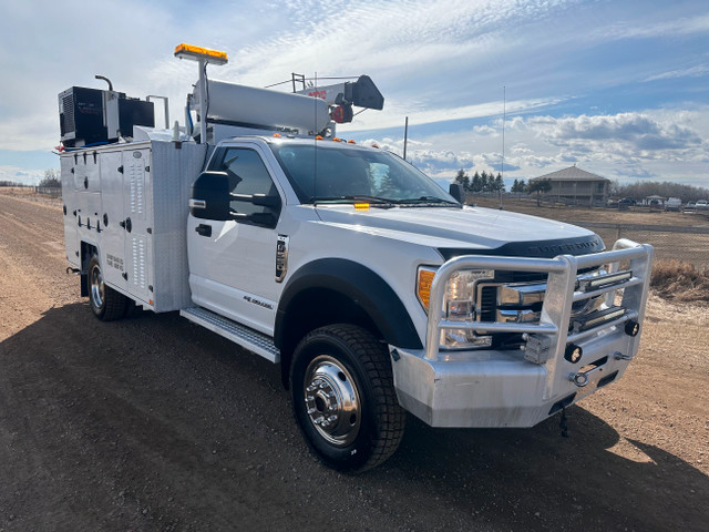 2017 Ford F550 4x4 Service Truck/DSL/BRUTUS/6600LBS/3In1VMAC/OIL in Heavy Trucks in Edmonton - Image 2