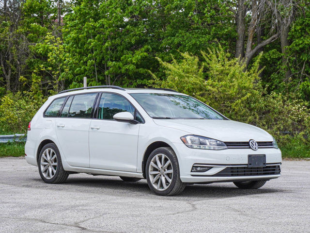 2019 Volkswagen Golf SportWagen Comfortline- Pano Roof - in Cars & Trucks in Barrie - Image 3