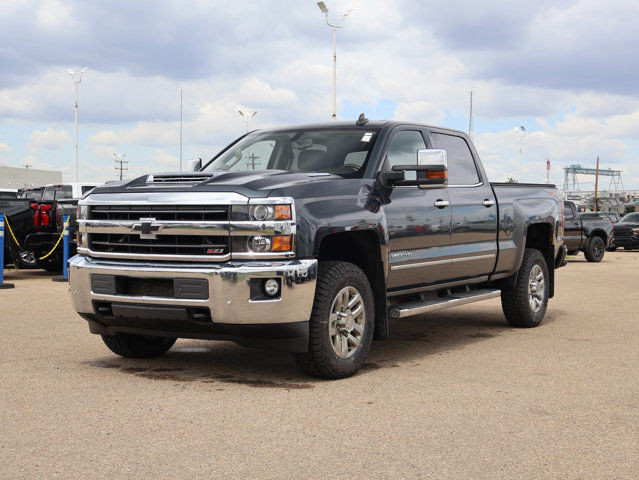2019 Chevrolet Silverado 2500HD LTZ Plus 6.6L Duramax Z71 in Cars & Trucks in Edmonton - Image 4
