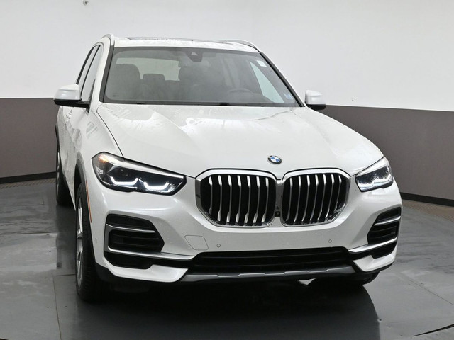 2022 BMW X5 40i x-DRIVE Premium Essential Package | Panoramic Ro in Cars & Trucks in City of Halifax - Image 2