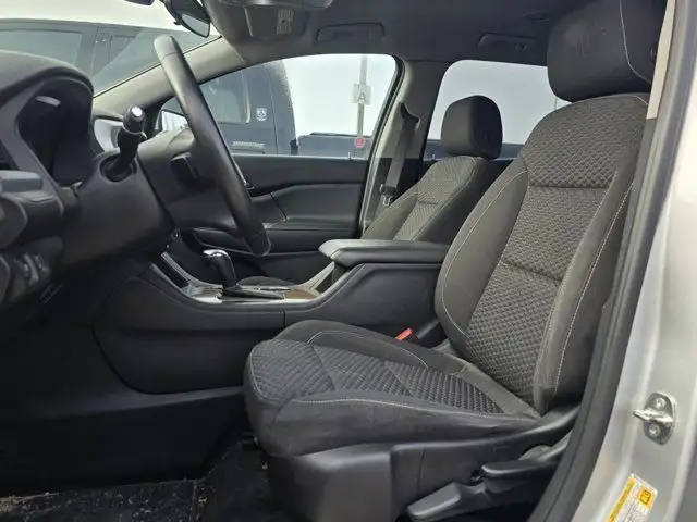 2017 GMC Acadia SLE in Cars & Trucks in Grande Prairie - Image 5