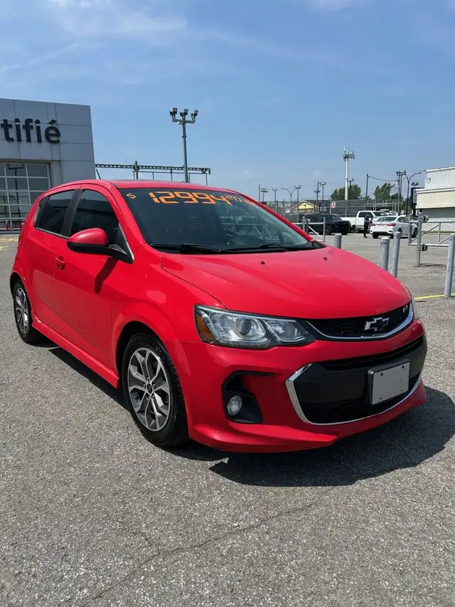 2018 Chevrolet Sonic RS TURBO SPORT SUNROOF MAG JUPES FOG APPLE  in Cars & Trucks in City of Montréal - Image 6