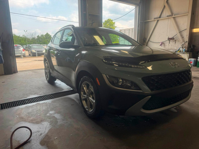 2023 Hyundai Kona Preferred Low KMs, High Style – This Mirage Gr in Cars & Trucks in Ottawa - Image 3