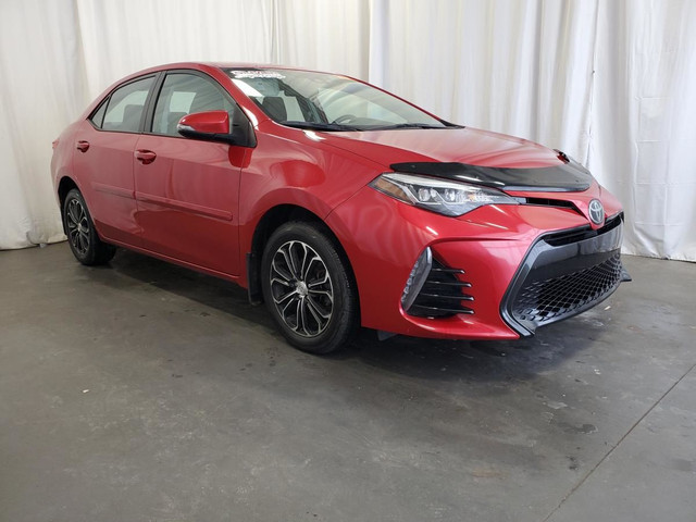 2017 Toyota Corolla SE FWD 6 Vitesses Sièges Chauffants Roue Mag in Cars & Trucks in Bathurst