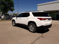 IIHS Top Safety Pick with optional front crash prevention and specific headlights. This Chevrolet Tr... (image 1)