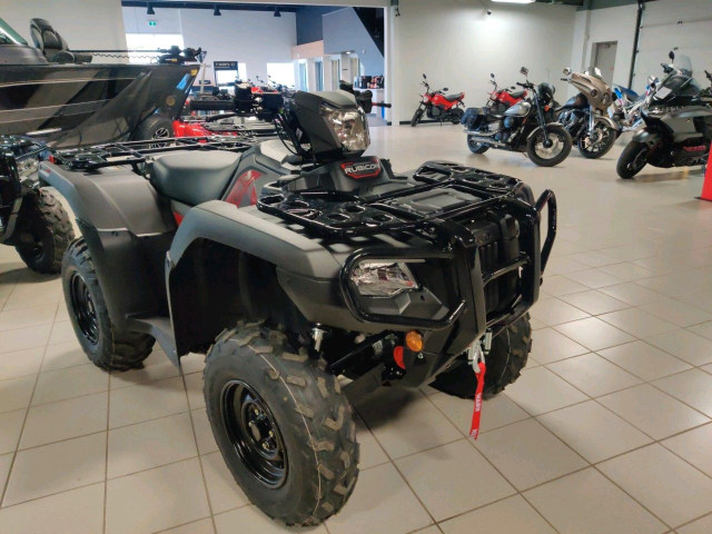 2024 Honda RUBICON 520 IRS EPS WINCH INCLUDED! in ATVs in Grande Prairie - Image 2