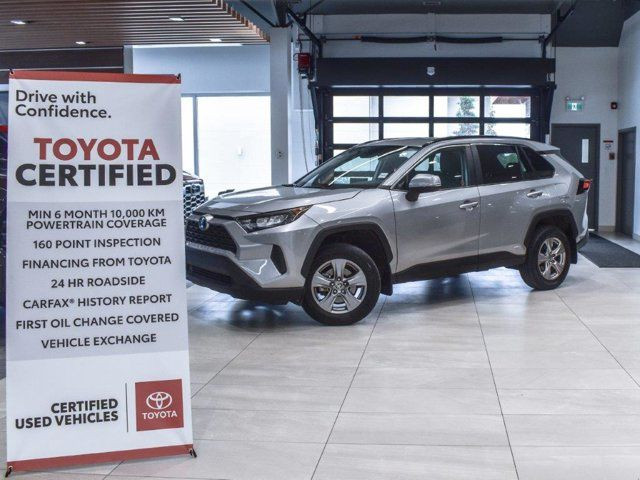 2022 Toyota Rav4 Hybrid LE AWD in Cars & Trucks in Calgary
