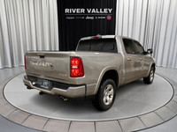 BIG HORN LEVEL 2 EQUIPMENT GROUP, DUAL-PANE PANORAMIC SUNROOF, SPORT APPEARANCE PACKAGE, TRAILER BRA... (image 1)