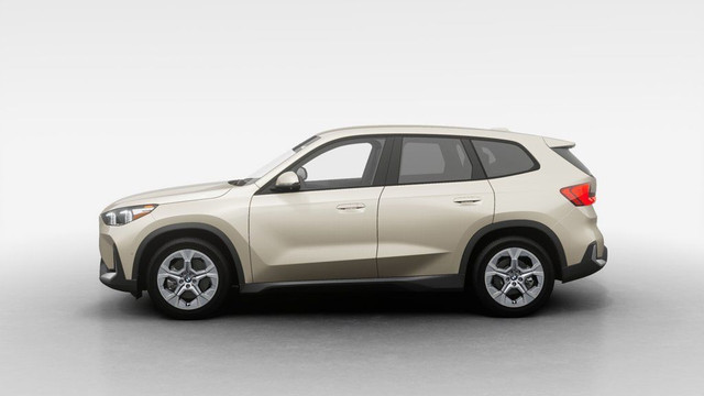 2026 BMW X1 xDrive28i | Allure affirmée | Peinture in Cars & Trucks in City of Montréal - Image 4
