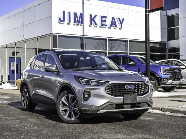 2024 Ford Escape Hybrid Platinum in Cars & Trucks in Ottawa