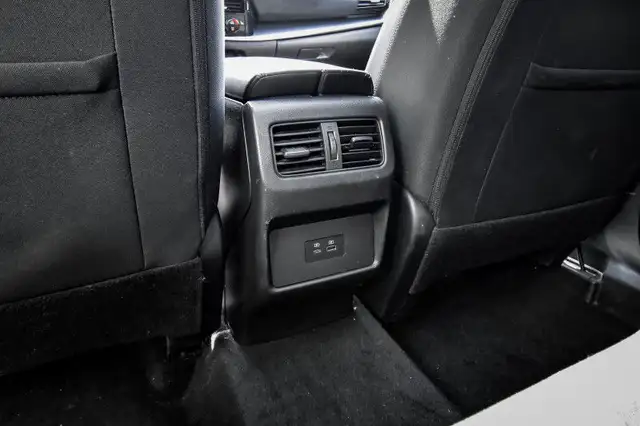 2022 Nissan Rogue SV • MOONROOF • 360 CAM • HEATED SEATS/STEERIN in Cars & Trucks in Kingston - Image 35