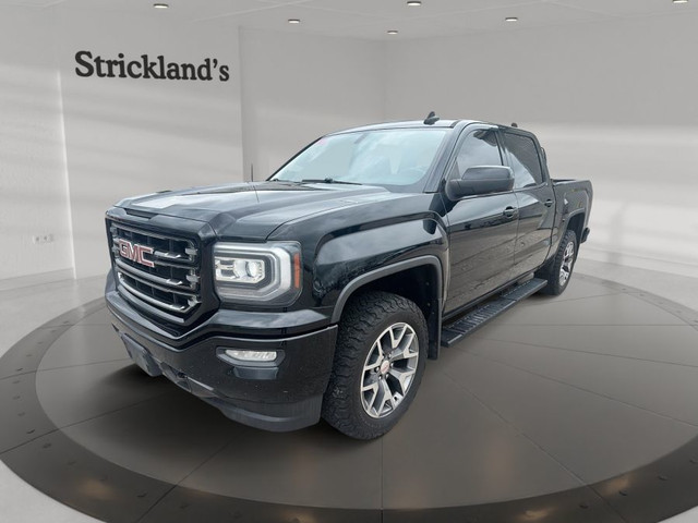 2016 GMC SIERRA 1500 CREW CAB SLE 4X4 in Cars & Trucks in Stratford