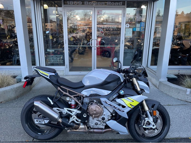 2022 BMW S1000R in Street, Cruisers & Choppers in Nanaimo