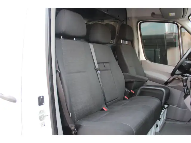 2017 Mercedes-Benz Sprinter 170\" - \"3.0L DIESEL\" - \"REAR HEA in Cars & Trucks in City of Toronto - Image 8