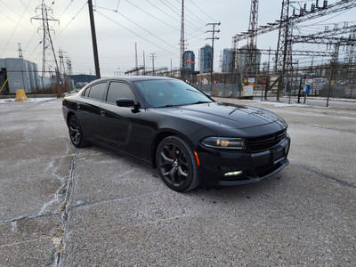 2017 Dodge Charger SXT- RALLYE- LOW KMS-CERTIFIED