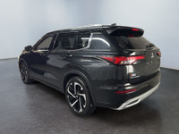 Decouvrez ce superbe Mitsubishi Outlander SEL 2022 au style raffine, avec sa carrosserie noire eclat... (image 4)