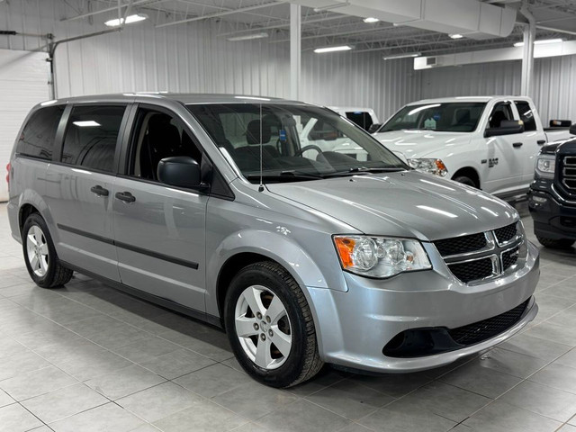 2016 Dodge Grand Caravan CVP - 7 PASSAGER - MAGS - JAMAIS ACCIDE in Cars & Trucks in Laval / North Shore - Image 3