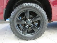 RAM 1500 CLASSIC 2019 EXPRESS V8 5.7 LITRES HEMI QUAD-CAB BOITE 6'4" PIEDS 4X4 TOUT ÉQUIPÉ AVEC SEUL... (image 9)
