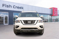 ==== 2017 Nissan Pathfinder SL Premium 4WD -- One Owner | Traded for 2025 Rogue | Winter & Summer Ti... (image 1)