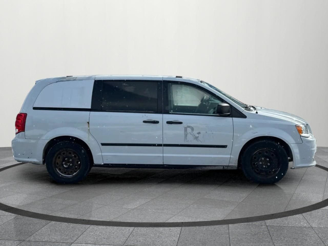 2014 RAM Cargo Cargo Van|| Tradesman|| Great work Truck!! in Cars & Trucks in Mississauga / Peel Region - Image 3