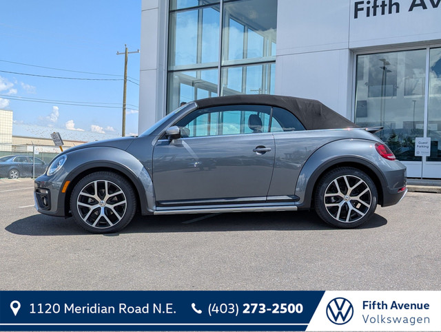 2018 Volkswagen Beetle 2.0 TSI Dune in Cars & Trucks in Calgary - Image 4
