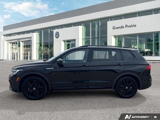 2022 Volkswagen Tiguan Comfortline R-Line Black Edition in Cars & Trucks in Grande Prairie - Image 2