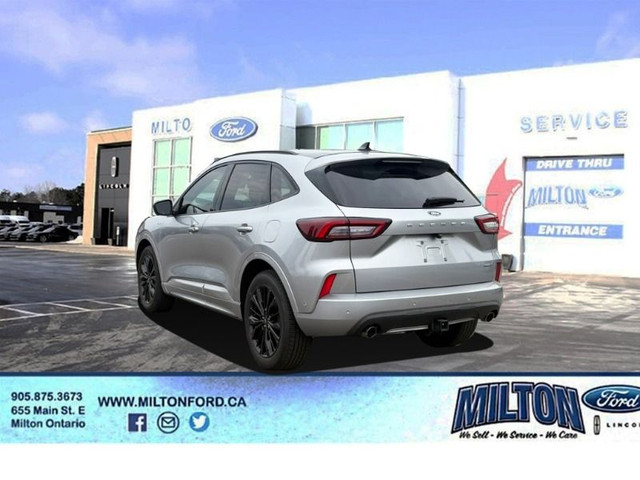 2023 Ford Escape ST-Line Elite NO ACCIDENTS/DAMAGE - REAR PRIVAC in Cars & Trucks in Oakville / Halton Region - Image 4