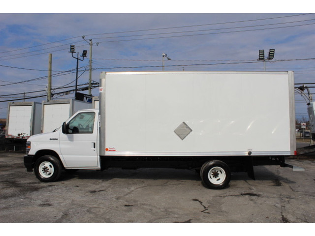  2023 Ford E-Series Cutaway Chassis E450 CUBE 16 PIEDS 28.000 KM in Cars & Trucks in Laval / North Shore - Image 3