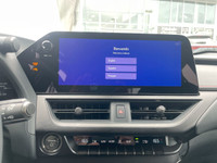 Groupe d'options F SPORT 2. Sièges chauffants et ventilés, volant chauffant, Écran 10.3 pouces avec... (image 1)