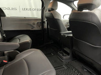 Elegance meets efficiency in this 2021 Toyota SIENNA XSE 7-PASS. NAVIGATION, SUN/MOONROOF, HEATED FR... (image 7)