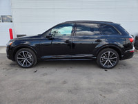 The 2022 Audi Q7 45 Progressiv quattro is luxury, redefined. With elegant design, cutting-edge techn... (image 2)