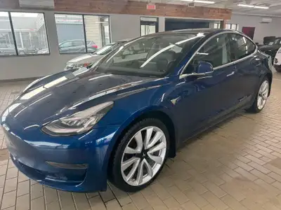 AUTOMATIQUE, MAGS, NAVIGATION, CAMERA DE RECUL, TOUT ÉQUIPÉ UN SEUL PROPRIÉTAIRE PRÉCÉDENT, AUCUN FR...