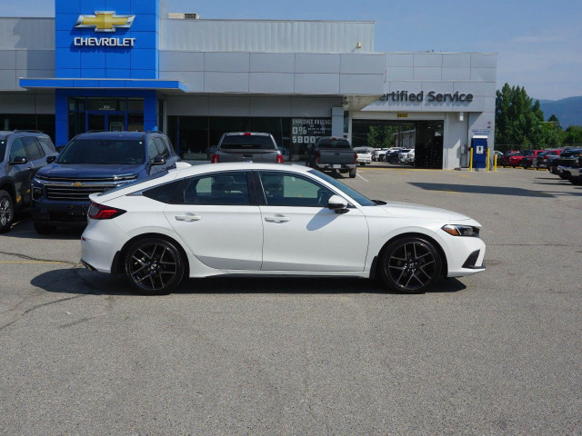 2024 Honda Civic Hatchback in Cars & Trucks in Penticton - Image 4