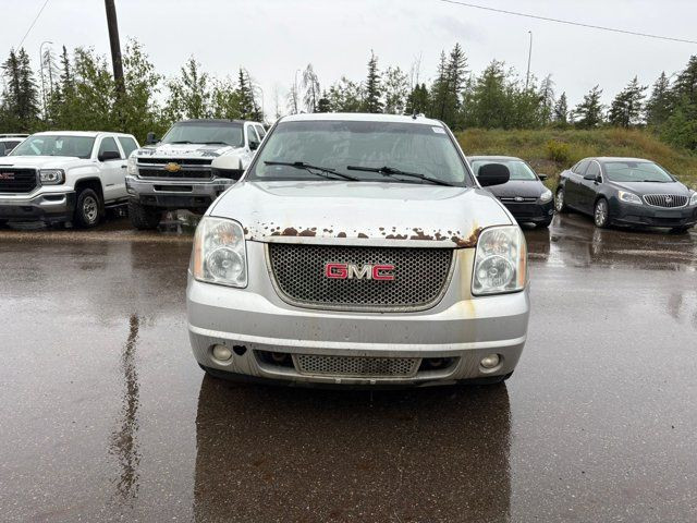 2010 GMC Yukon Denali in Cars & Trucks in Fort McMurray - Image 2