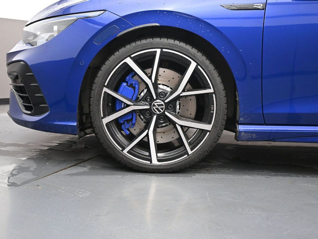 2022 Volkswagen Golf R DSG Sunroof | Wireless Charging Pad | App in Cars & Trucks in City of Halifax - Image 4