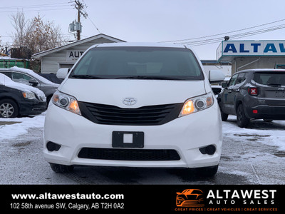 2015 Toyota Sienna LE