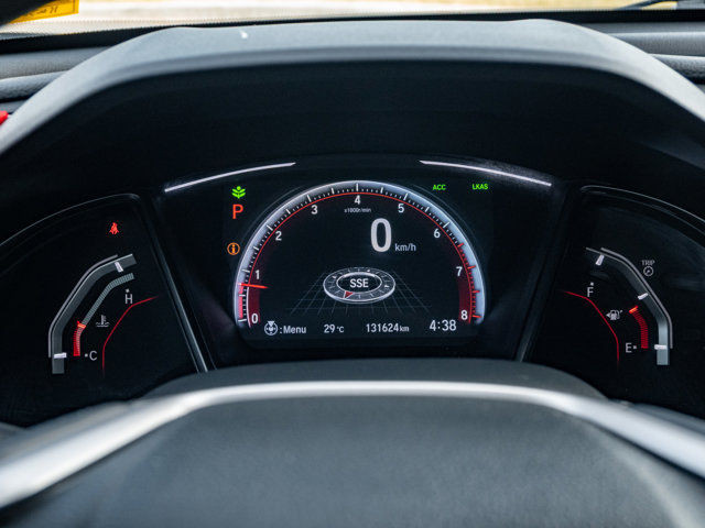 2019 Honda Civic Hatchback Sport Touring in Cars & Trucks in Barrie - Image 3
