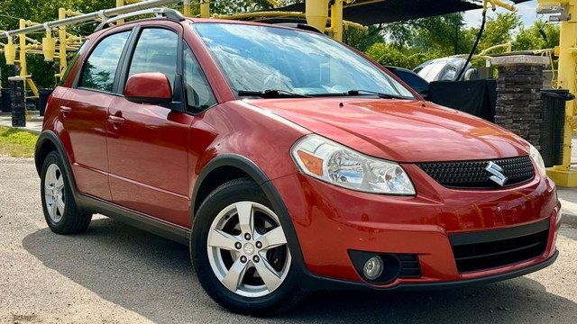 2010 SUZUKI SX4 CROSSOVER * AWD * AS - IS BASE in Cars & Trucks in Barrie - Image 4