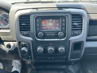 2022 Ram 1500 Classic Tradesman Diamond Black Crystal Pearlcoat Pentastar 3.6L V6 VVT 8-Speed Automa... (image 9)